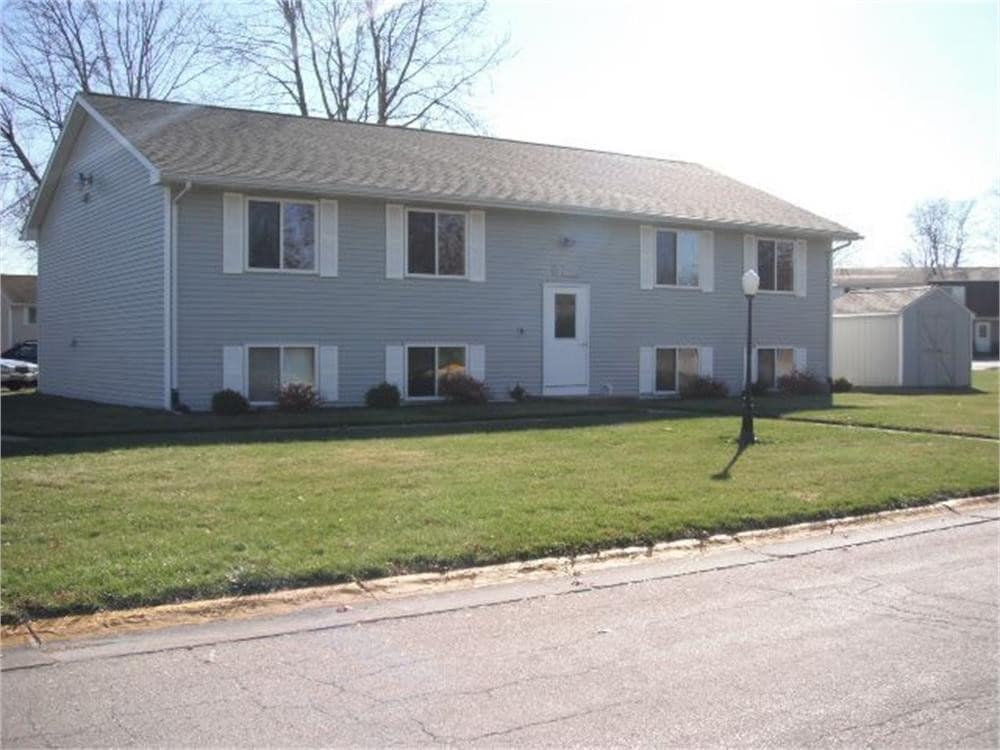 107 Crestview Unit 3, Park View, IA 52748 Room for Rent in Park View