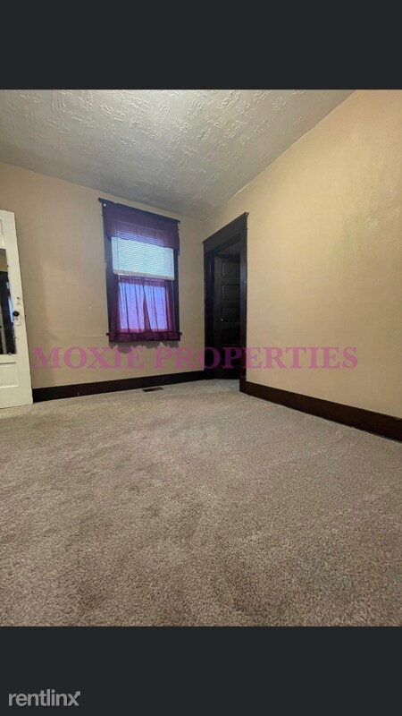 Building Photo - 3 br, 1 bath House - 1021 S Leeds St
