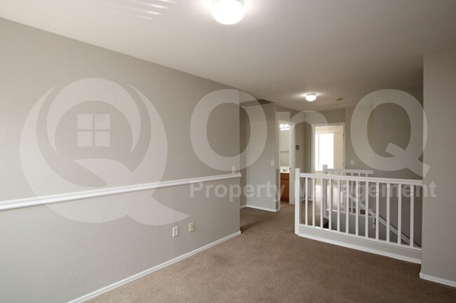 Building Photo - 4025 W Carter Rd