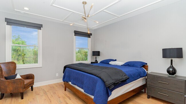 Foto del edificio - 750 22nd Ave N