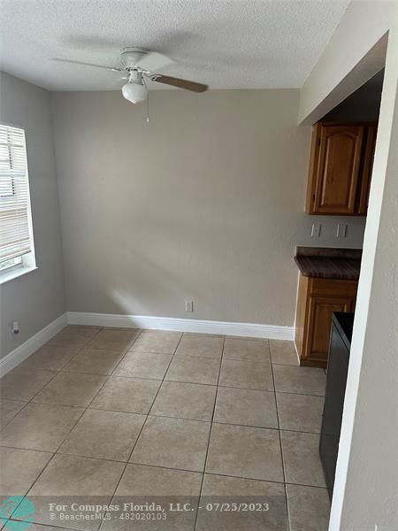 Foto del edificio - 1335 S Dixie Hwy