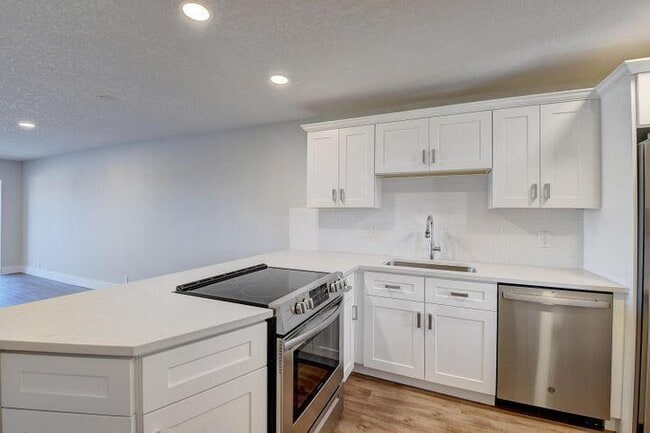 Building Photo - 4090 Tivoli Ct