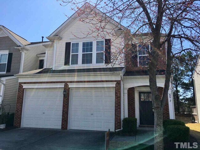 Building Photo - 8617 Thunderwood Dr