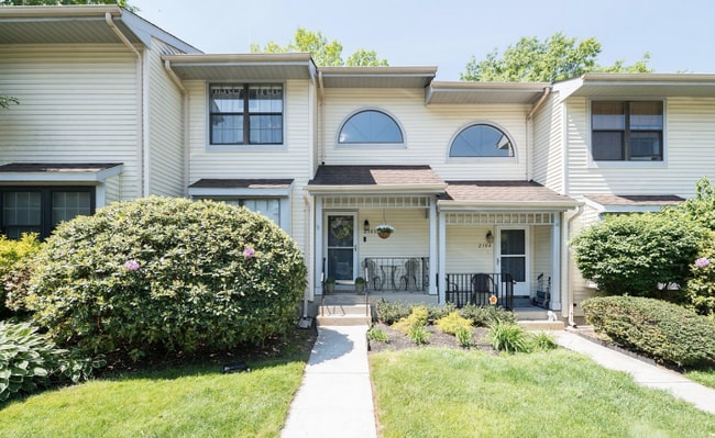 Building Photo - 2303 Gulfstream Way
