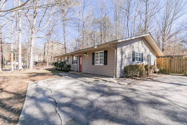 On-site Private Parking - 963 Happy Hollow Rd