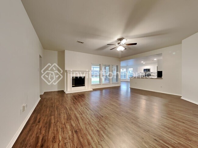 Foto del edificio - 536 Bent Oak Dr