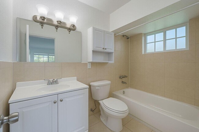 Foto del edificio - 3350 NE 16th Terrace
