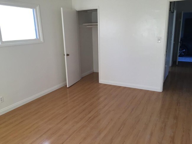 Foto del edificio - 515 N Nicholson Ave