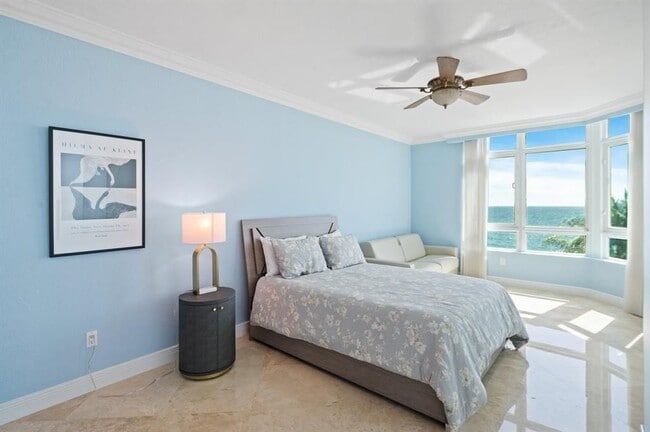 Building Photo - 1430 S Ocean Blvd