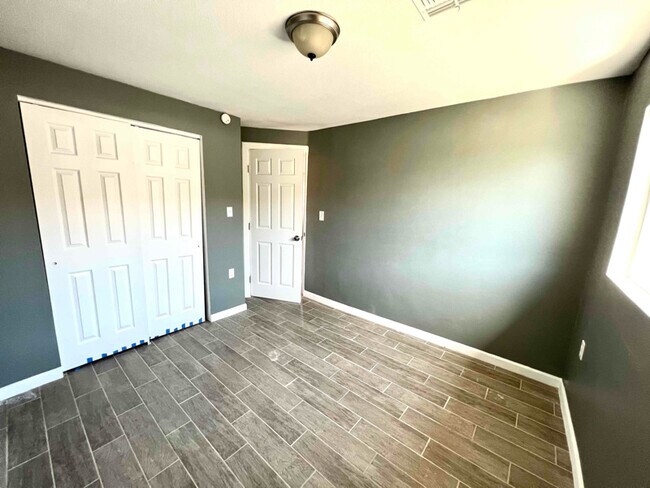 Foto del edificio - 4980 S 17th Ave