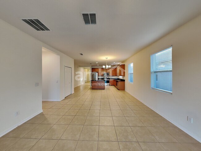 Building Photo - 1838 Castleton Dr