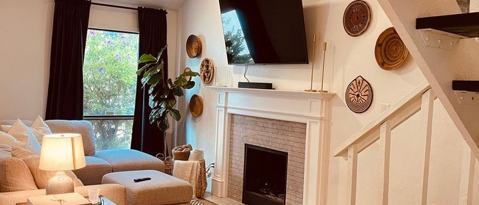 Foto del edificio - 1187 E Belmont Ave