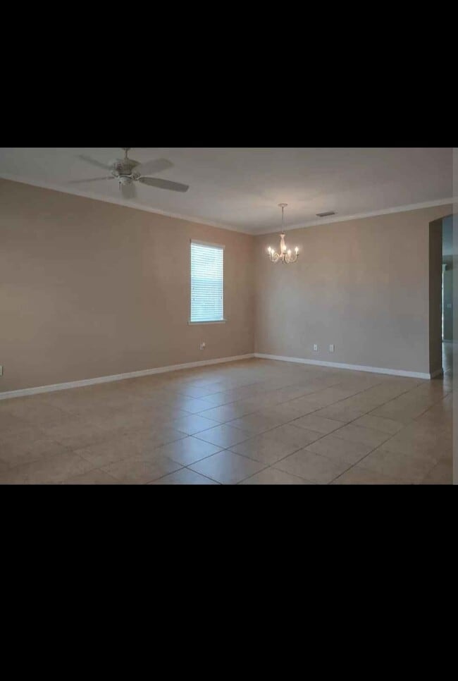 Building Photo - 2448 Blackburn Cir