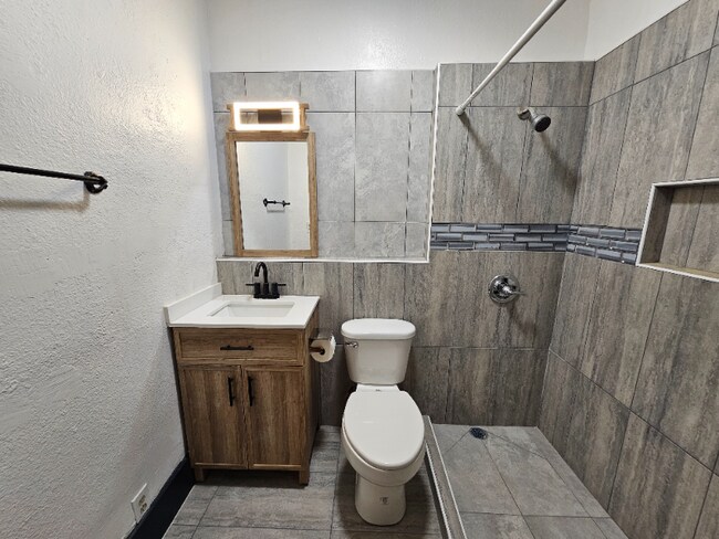 Foto del edificio - 3720 N Broadway