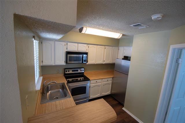 Building Photo - 3121 Sondra Dr