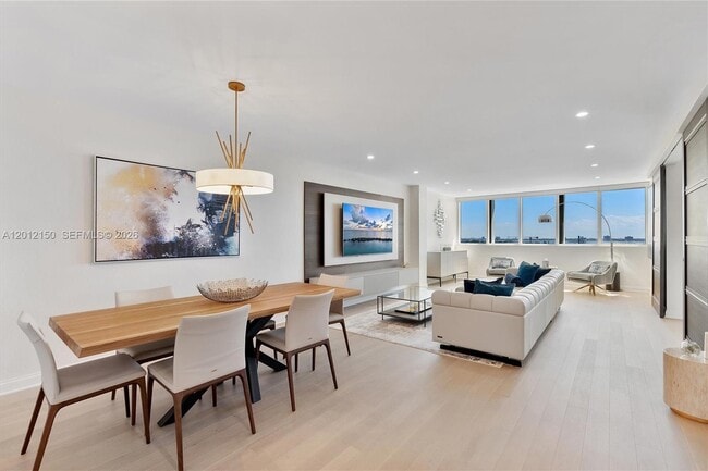 Building Photo - 10275 Collins Ave
