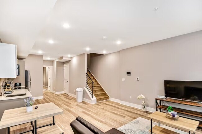 Building Photo - Berks Reserve - Suites @The Reserve