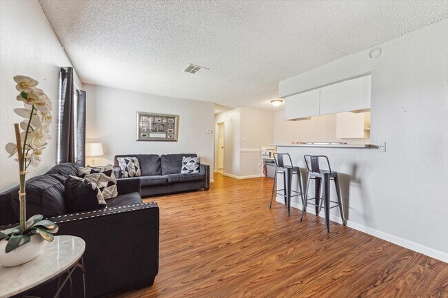 Foto del edificio - 5707 Cripple Brook Ct