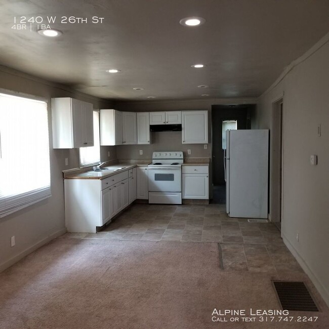 Building Photo - West Side 4BR Home ready to LEASE!