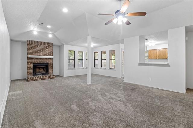 Foto del edificio - 616 Lake Crest Pkwy