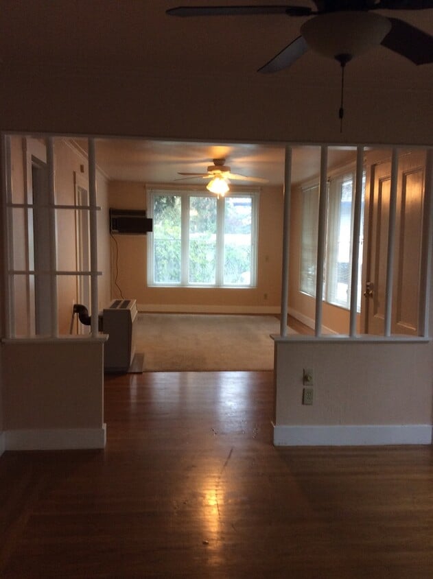 Building Photo - Auburn Charming Downtown Victorian 2 bed 1...