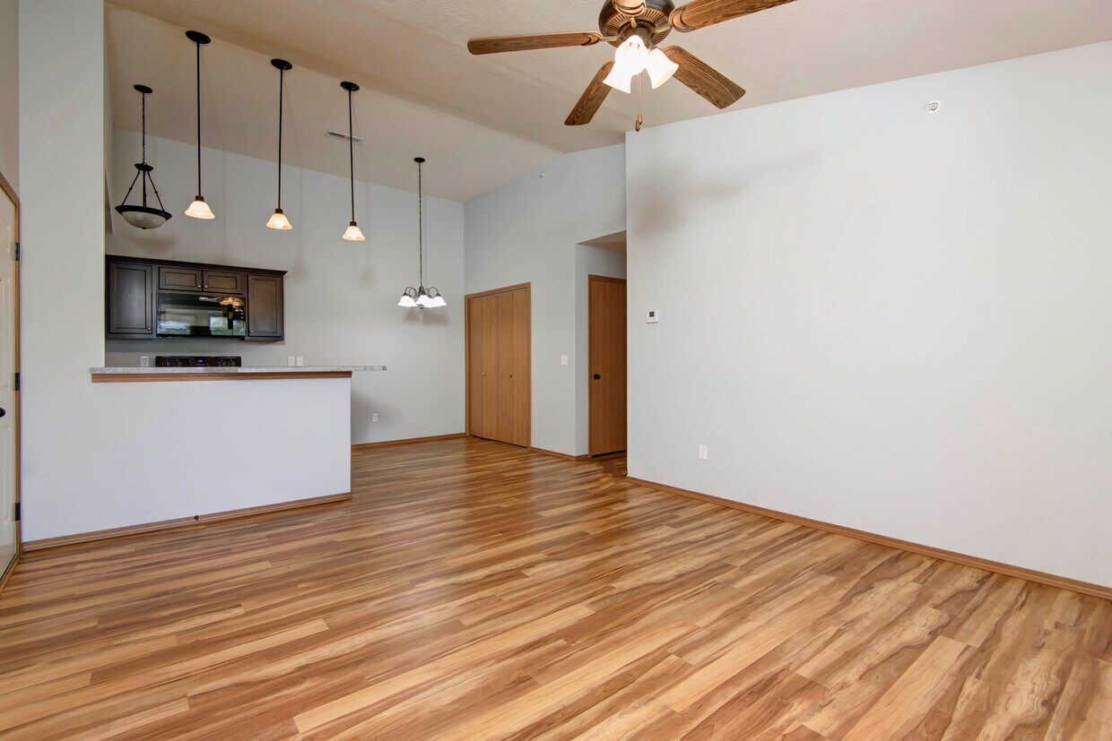 Megan Lane Apartments Apartments in Willard, MO