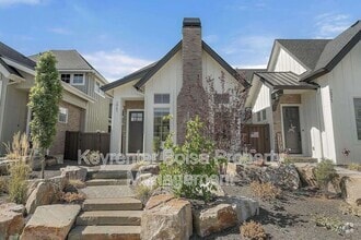 Building Photo - 2985 W Hidden Springs Dr