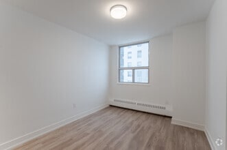 2BR, 1BA - 1106SF - Dining Room - 2450 & 2460 Weston Rd