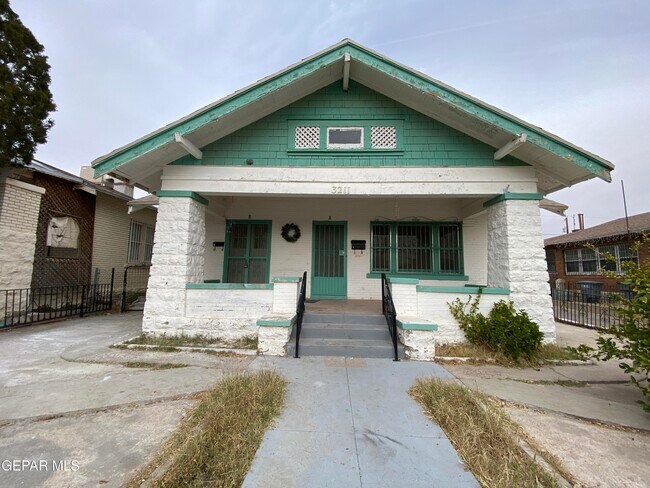 Building Photo - 3211 Tularosa Ave