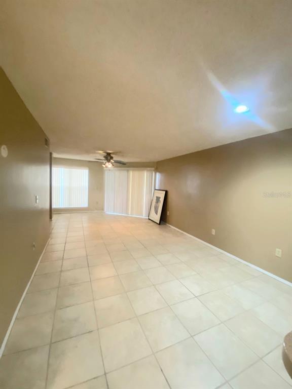 Foto del edificio - 10020 Strafford Oak Ct