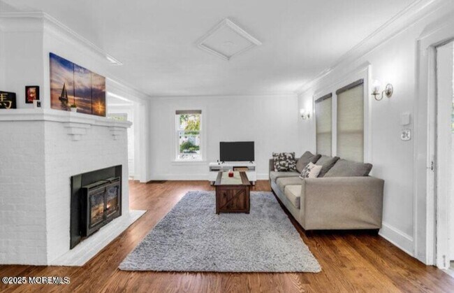 Foto del edificio - 208 E Bergen Pl