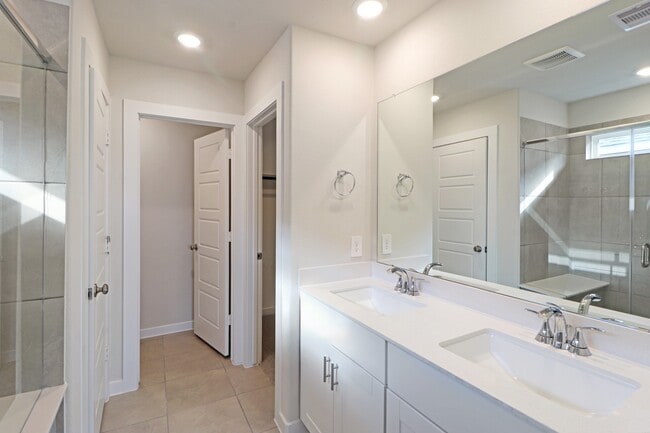 Building Photo - 2519 Paloverde Cyn Ct