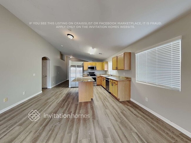 Building Photo - 13013 N 130th Ln