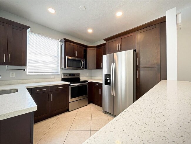 Building Photo - 777 NW 151st Ave