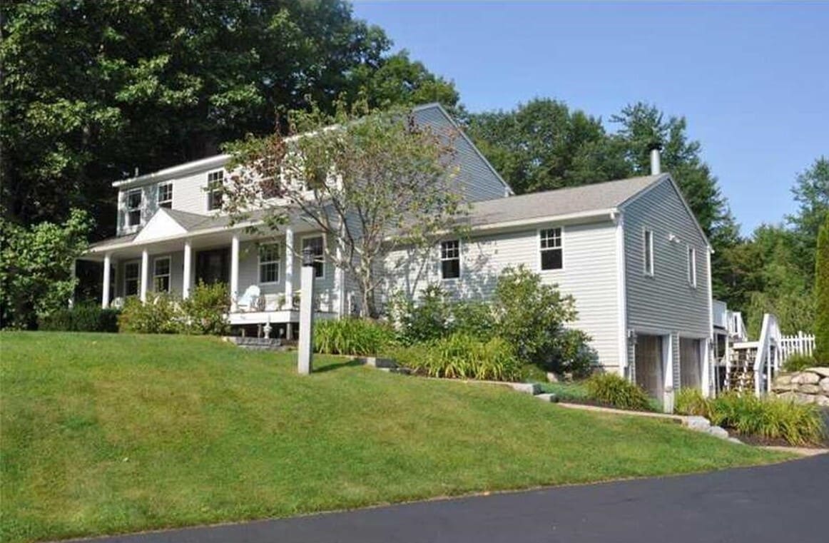 Building Photo - 9 Susan Ln