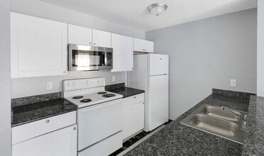 Interior Photo - Country Creek Apartments