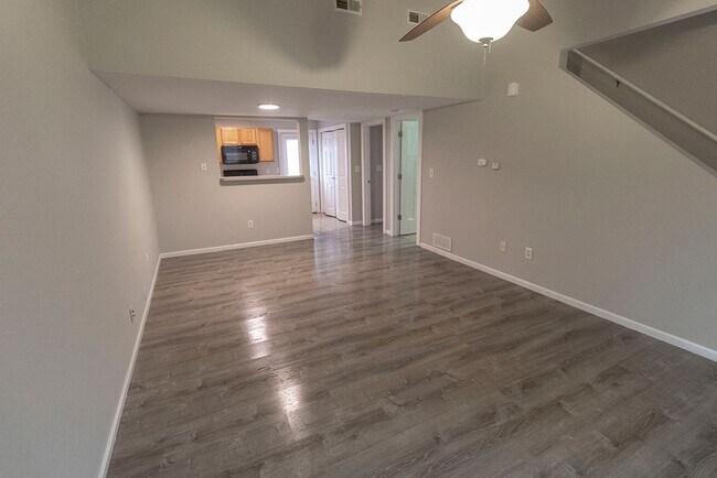 Foto del edificio - 5301-5303 Currituck Lane