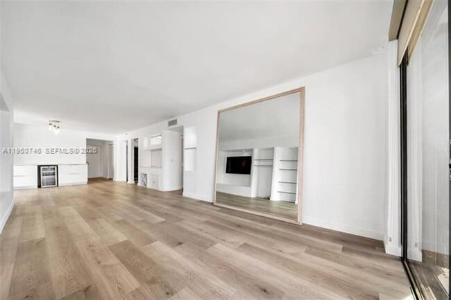 Photo - 6061 Collins Ave Apartment