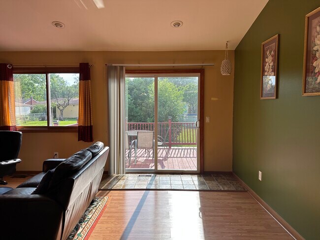 Building Photo - 11024 Campbell Ct