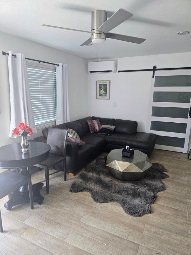 Building Photo - 3622 Wild Oats Ln