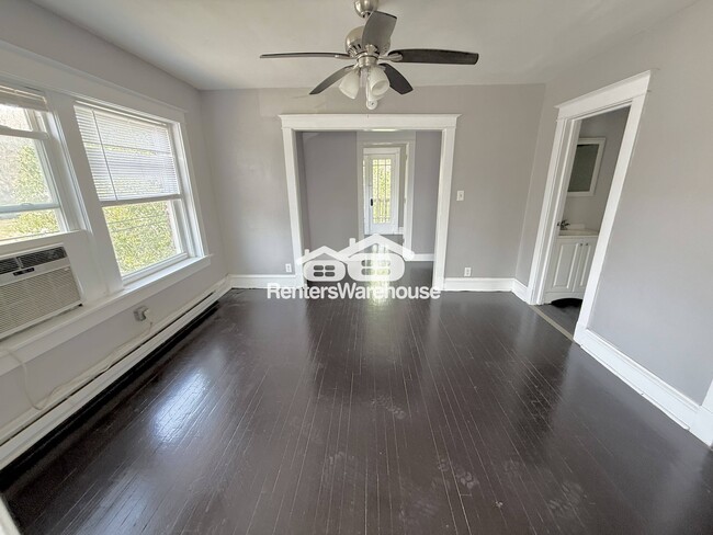 Building Photo - 3113 Thompson Ave