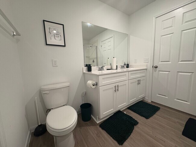 Master Bathroom - 7306 Madison Commons Ln