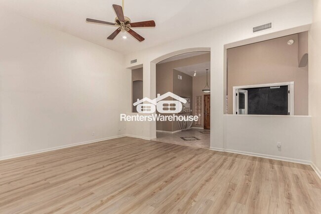 Building Photo - 21745 N 61st Dr