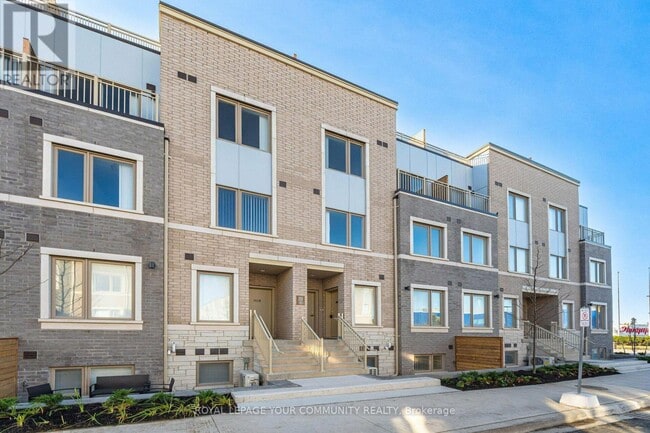 Building Photo - 150 Honeycrisp Cres