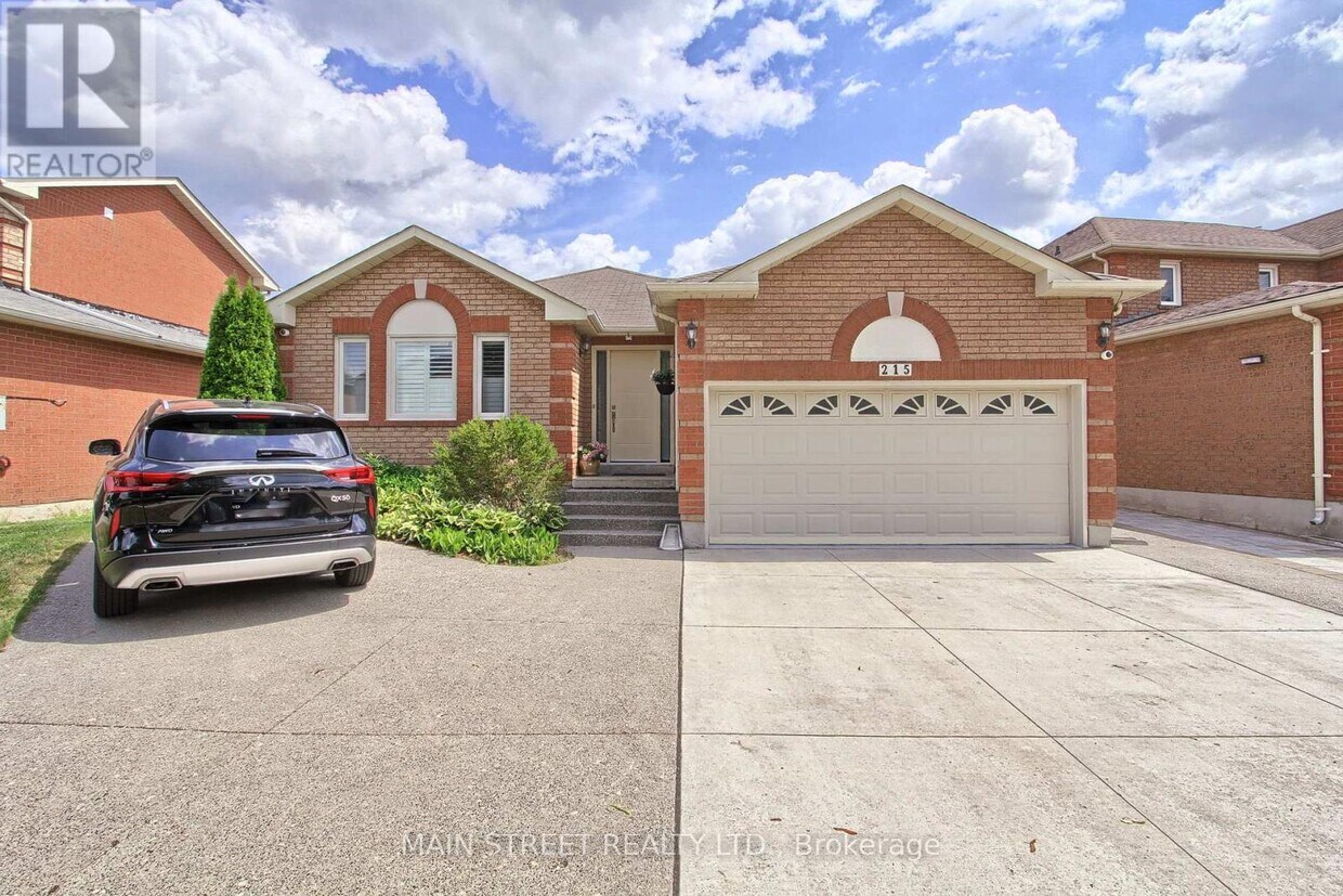 Photo principale - 215 Melbourne Dr