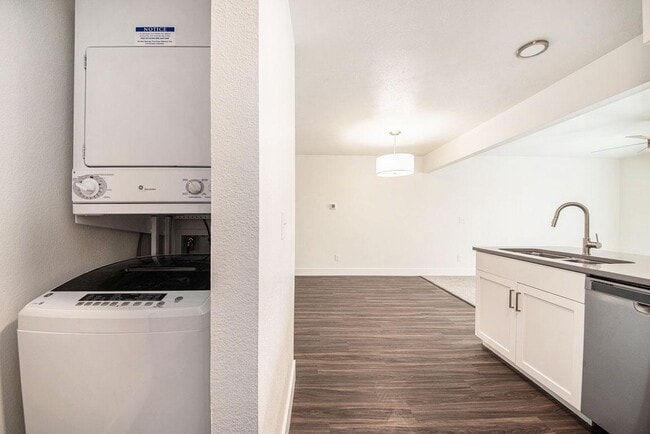 Foto del edificio - The Crossings Apartments