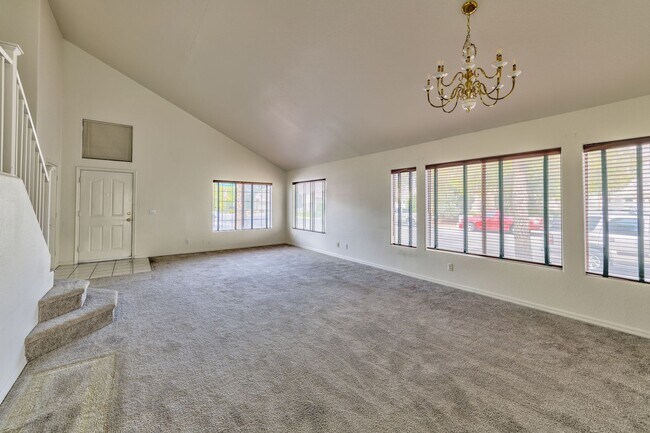 Foto del edificio - 7891 Macklin St