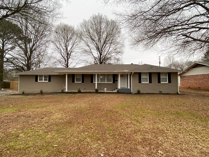 Primary Photo - 1010 Gregory St