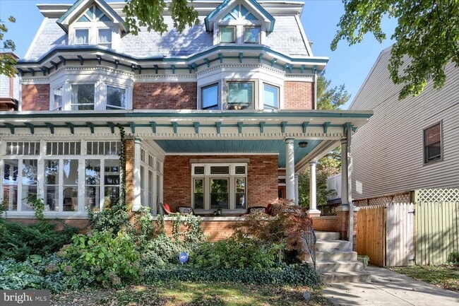Building Photo - 2139 N 2nd St