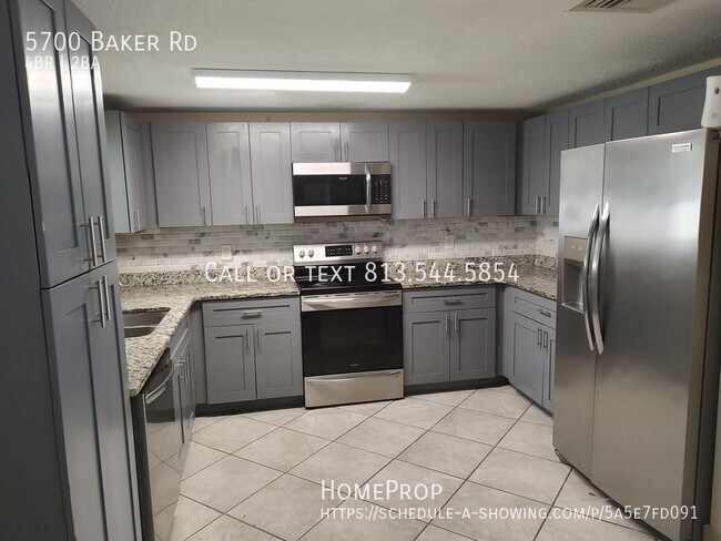 Foto del edificio - 5700 Baker Rd